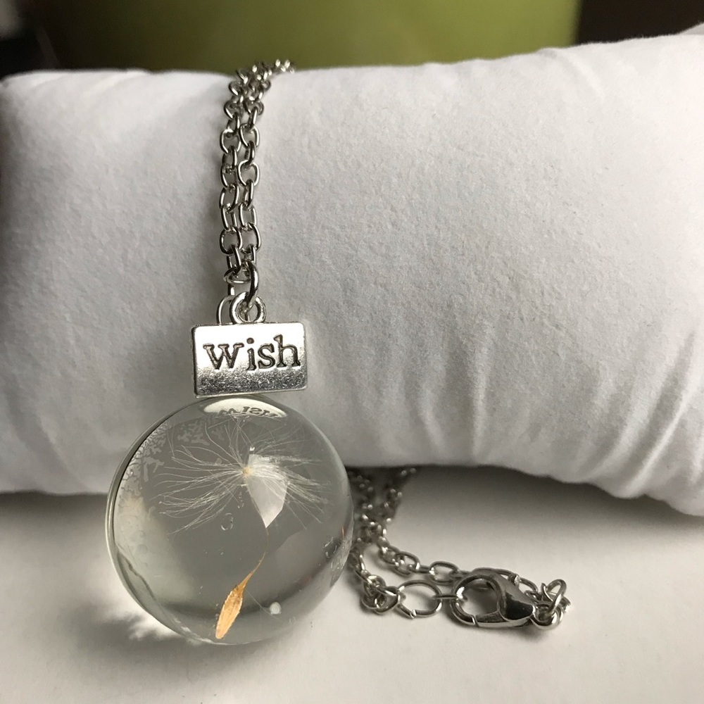 Ornament/Necklace dandelion seed incapsulated in Lucite metal chain